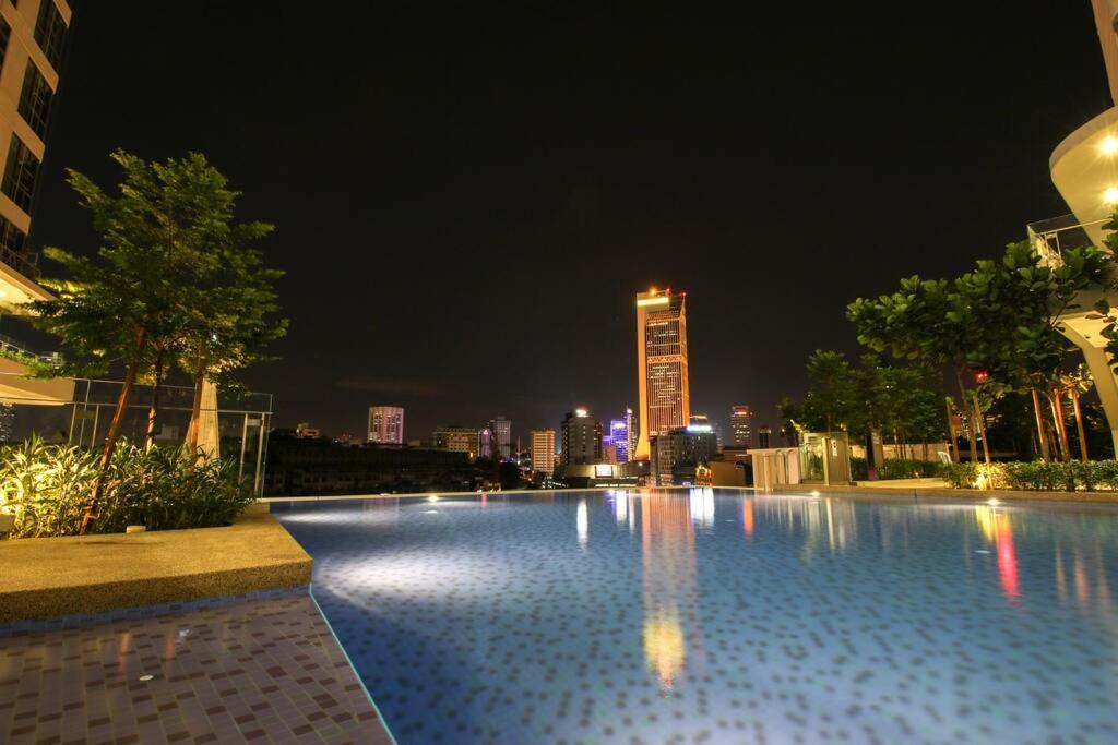 Pangsapuri The Robertson Kl Bukit Bintang By Birdy *